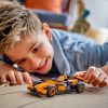 LEGO City 60442 F1-es pilóta McLaren versenyautóval